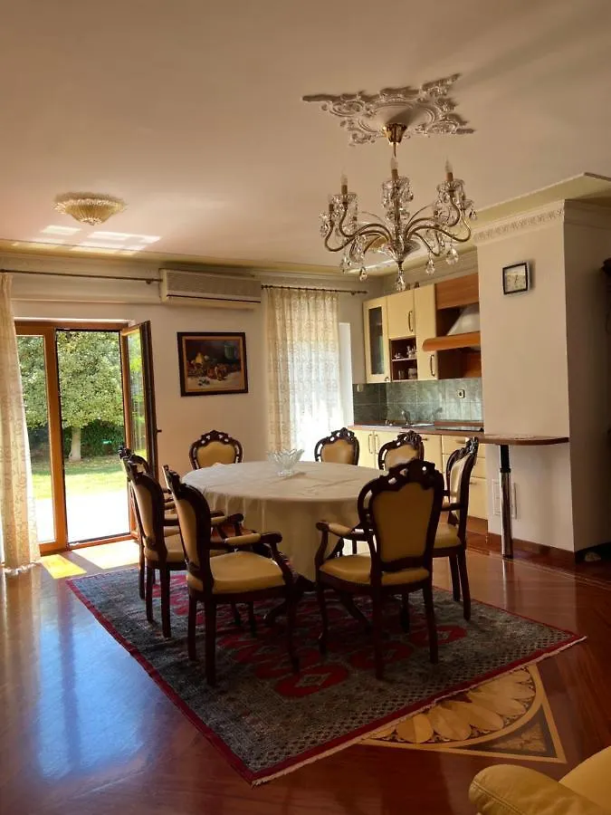 Ferienwohnung Martina 2 Poreč Apartment
