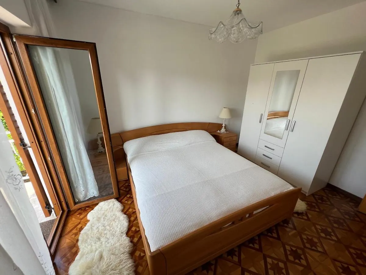Ferienwohnung Martina 2 Poreč